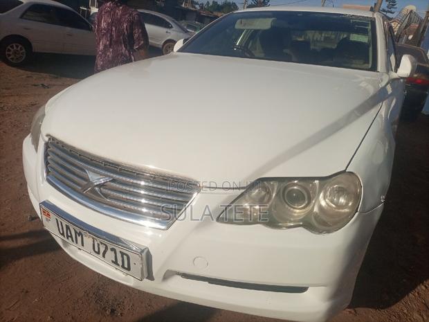 Toyota Mark X 2.5 AWD 2004 White