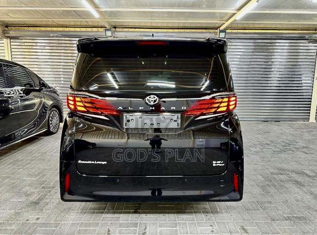 New Toyota Alphard 2024 Black
