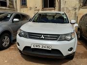 Mitsubishi Outlander 2009 White for sale