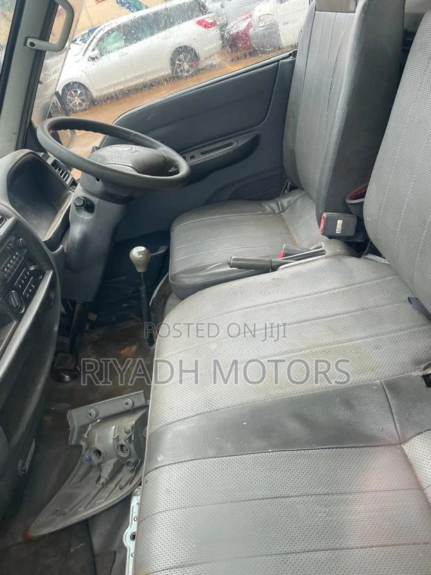 Mazda Bongo 2009 White