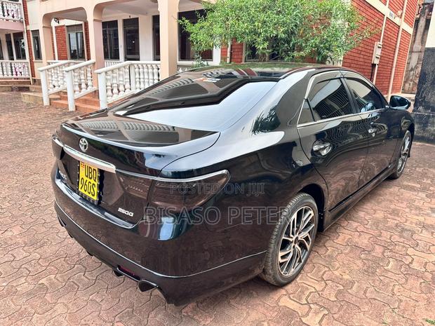 Toyota Mark X 2.5 AWD 2010 Black