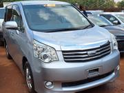Toyota Noah 2.0 143hp FWD (8 Seater) 2011 Silver for sale
