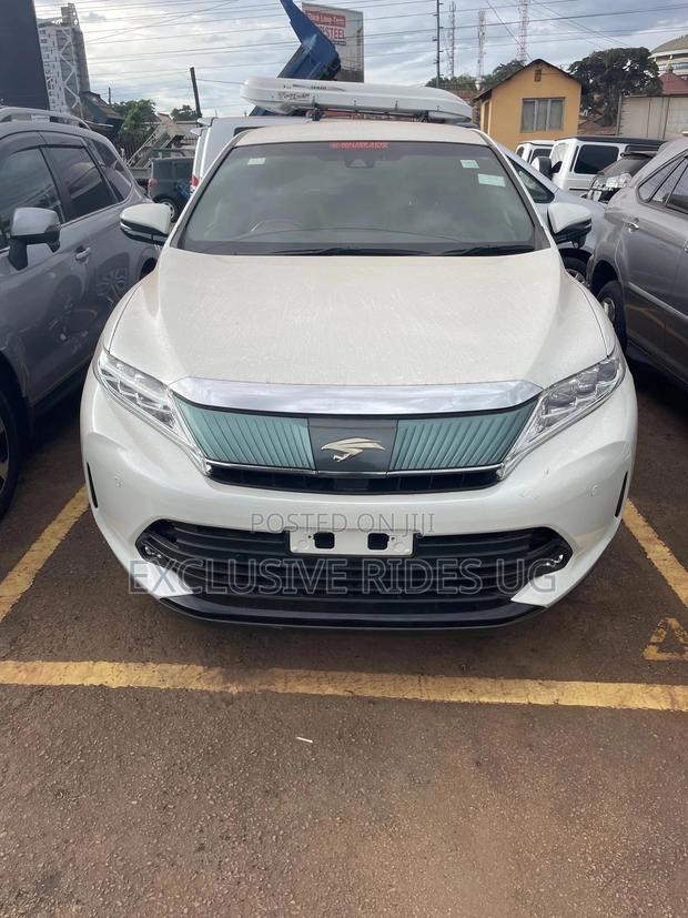 Toyota Harrier 2017 White