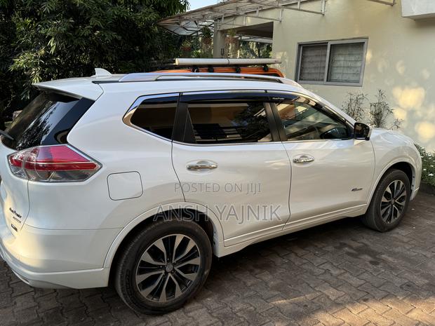 Nissan X-Trail 2016 White