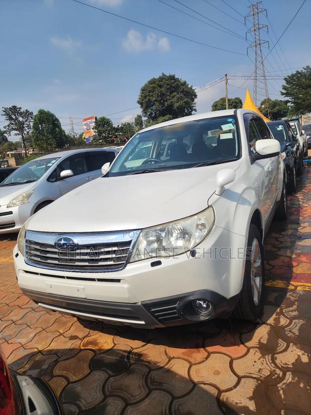 Subaru Forester 2010 White