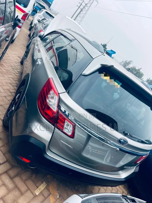 Subaru Exiga 2015 Gold