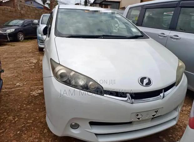 Toyota Wish 2010 White