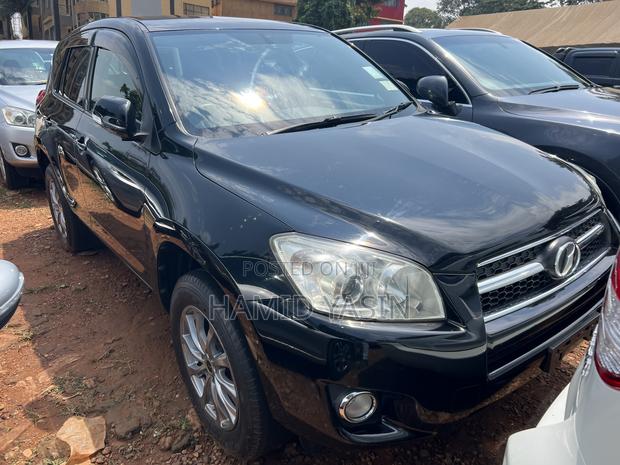 Toyota RAV4 2010 Black
