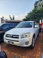 Toyota RAV4 2010 White for sale