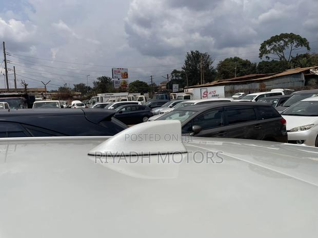 Toyota Harrier 2.0 2020 White