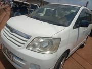 Toyota Noah 2.0 AWD (8 Seater) 2005 White for sale