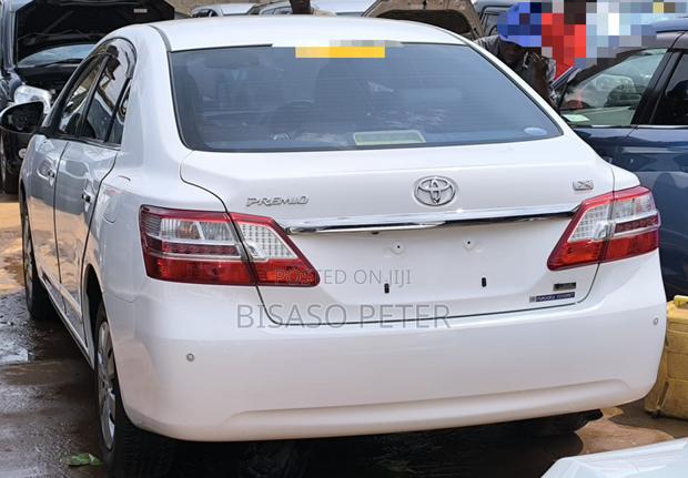 Toyota Premio 1.8 AWD 2015 White