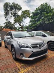 Toyota Avensis 2015 Silver for sale