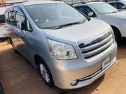 Toyota Noah 2.0 143hp AWD (8 Seater) 2009 Silver for sale