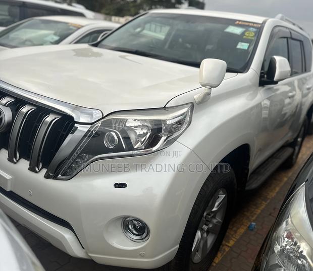 Toyota Land Cruiser Prado 2.8 D-4D 2015 White