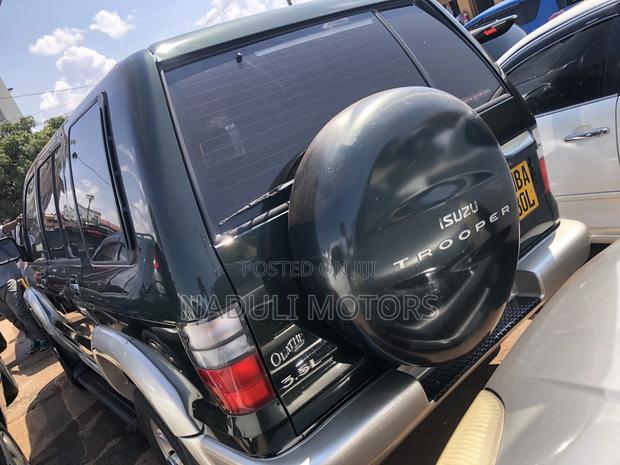 Isuzu Trooper 2002 Green