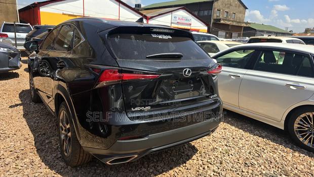 Lexus NX 300h 2020 Black