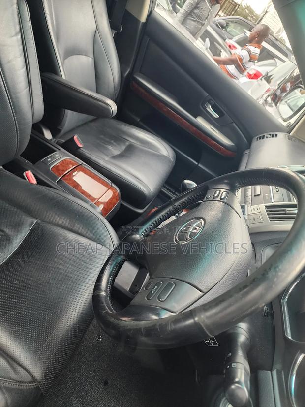 Toyota Harrier 2011 White