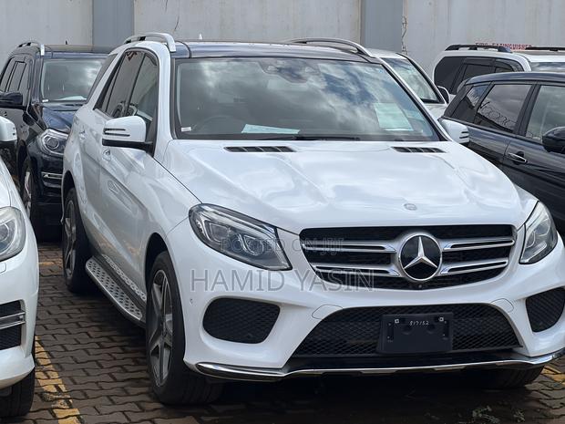 Mercedes-Benz GLE-Class 2016 White