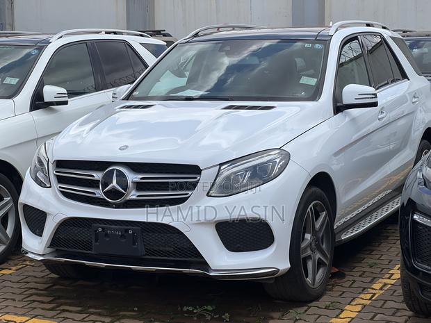 Mercedes-Benz GLE-Class 2016 White