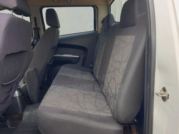 Tata Xenon 2010 White