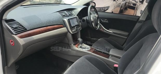 Toyota Premio 2015 White