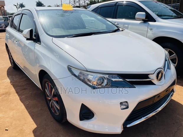 Toyota Auris 2015 White