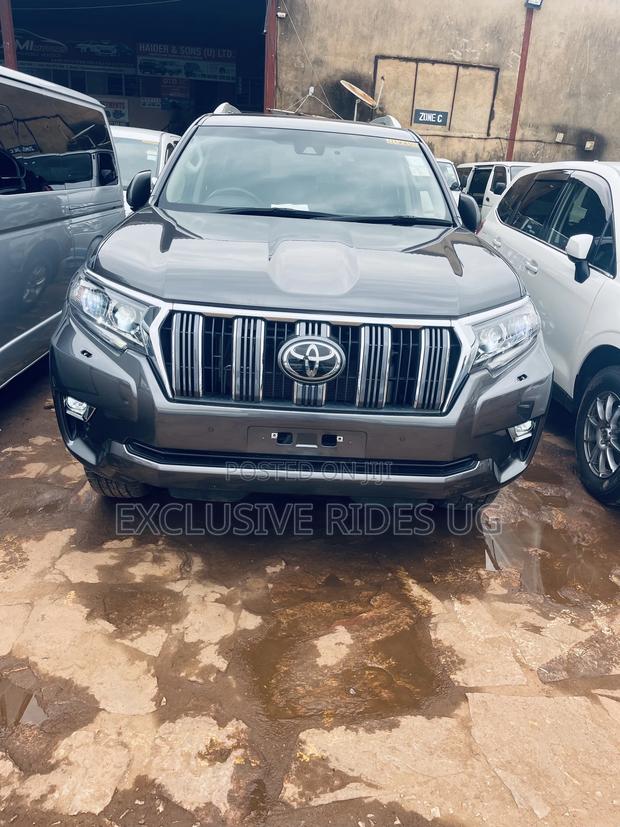 Toyota Land Cruiser Prado 2020 Gold