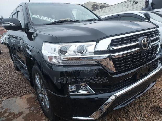 Toyota Land Cruiser 4.0 V6 GX-R 2015 Black