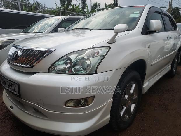 Toyota Harrier 2.4 2008 White
