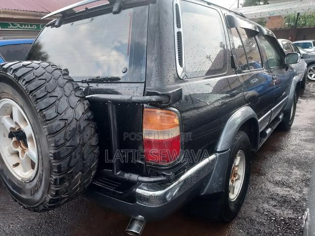 Nissan Terrano 1995 Black