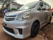 Toyota Noah 2.0 143hp AWD (8 Seater) 2010 Silver for sale