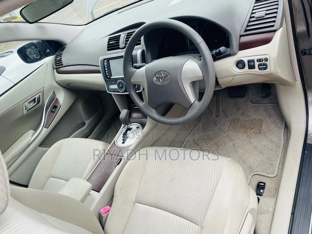Toyota Premio 1.8 FWD 2012 Gray