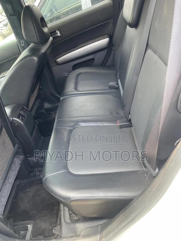Nissan X-Trail 2.0 Petrol XE 2011 White