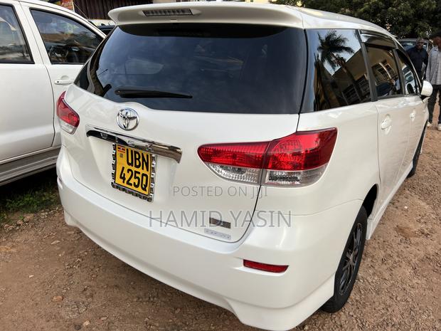 Toyota Wish 2009 White