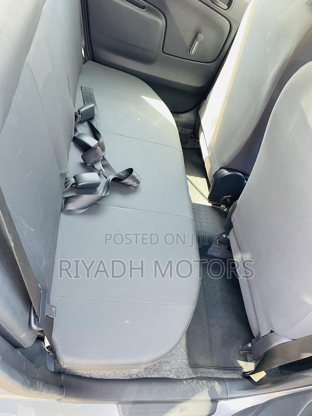 Toyota Probox 1.5 DX Comfort 2WD 2012 Silver