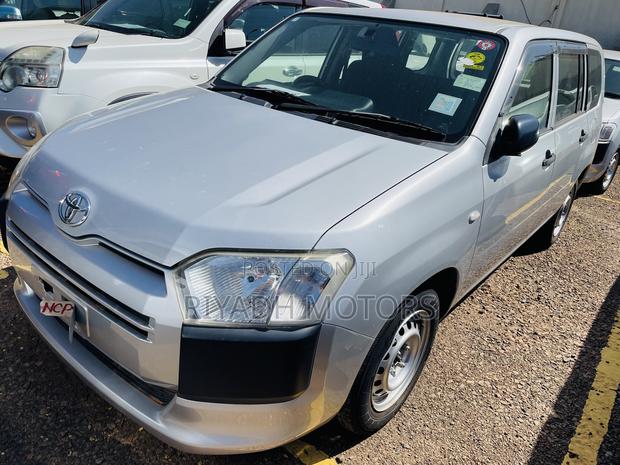 Toyota Succeed SV Premium 2016 Silver