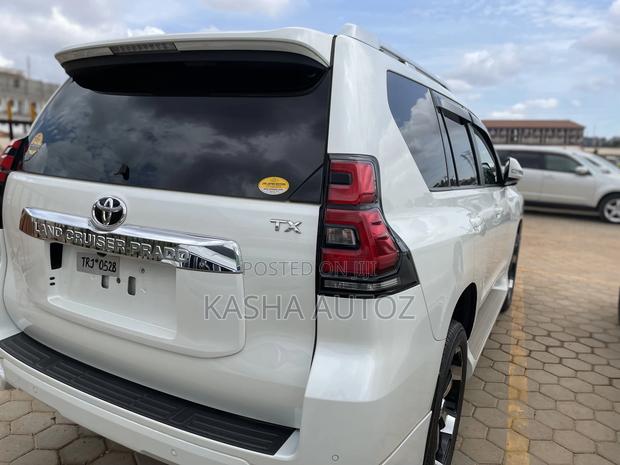 Toyota Land Cruiser Prado 3.0 172hp 2018 White