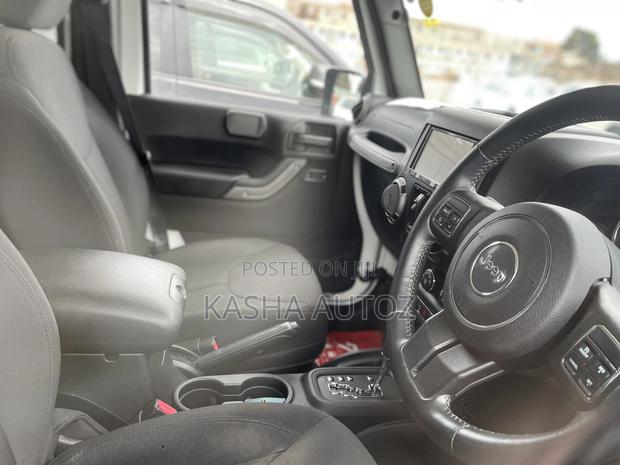 Jeep Wrangler 2015 White