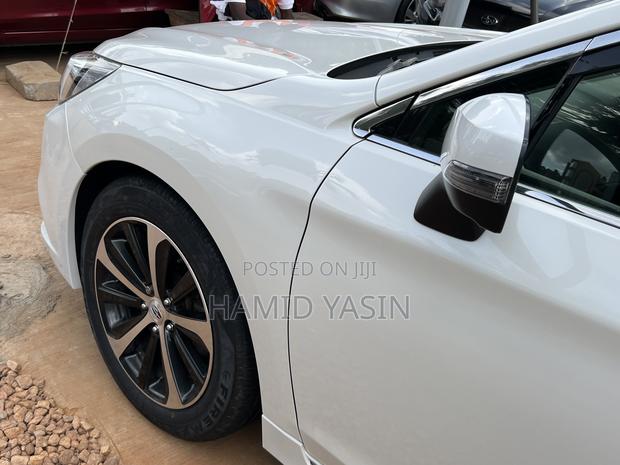 Subaru Legacy 2015 White