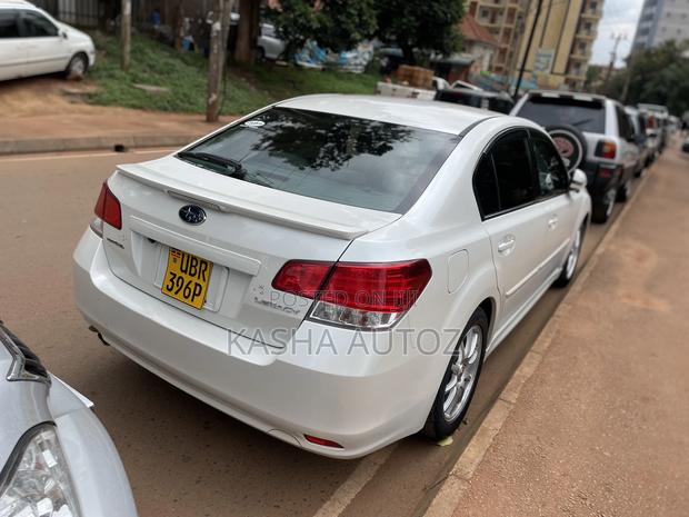Subaru Legacy 2011 White