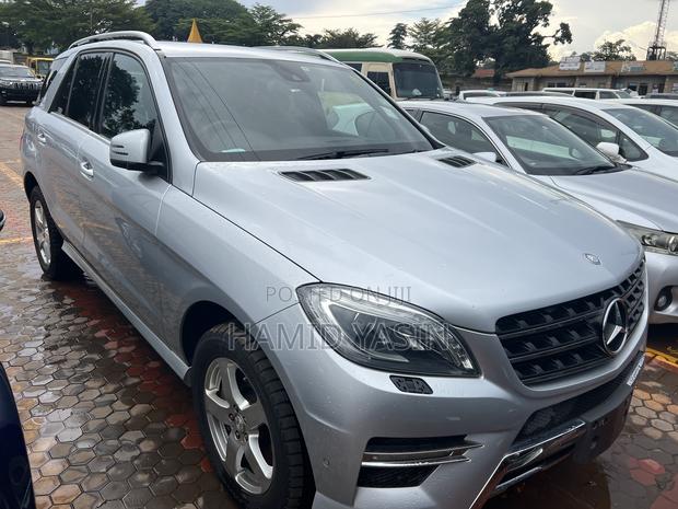 Mercedes-Benz M Class 2012 Silver