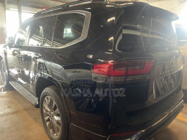 New Toyota Land Cruiser 2023 Black