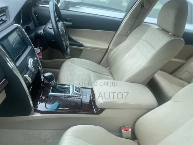 Toyota Mark X 2009 White