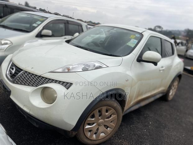 Nissan Juke 2011 White