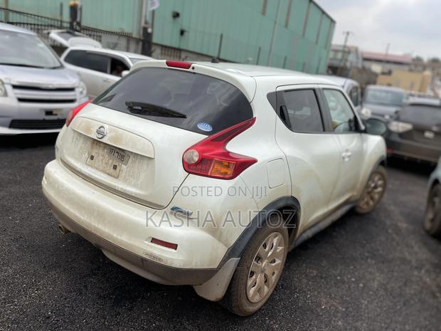 Nissan Juke 2011 White