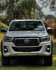 Toyota Hilux 2018 White for sale