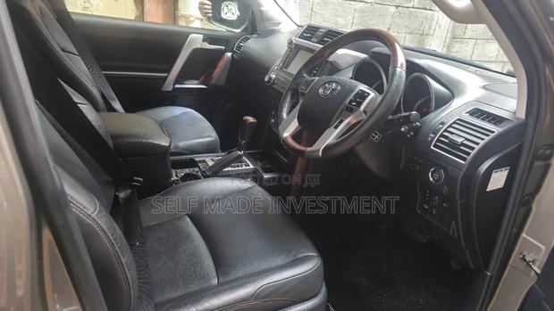 Toyota Land Cruiser 2016 Black