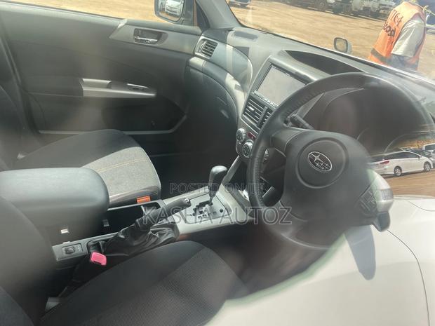 Subaru Forester 2010 Silver
