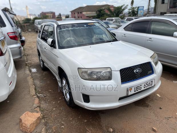 Subaru Forester 2006 White